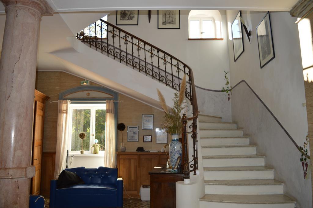 Chateau La Roque Margaux Servian Bagian luar foto