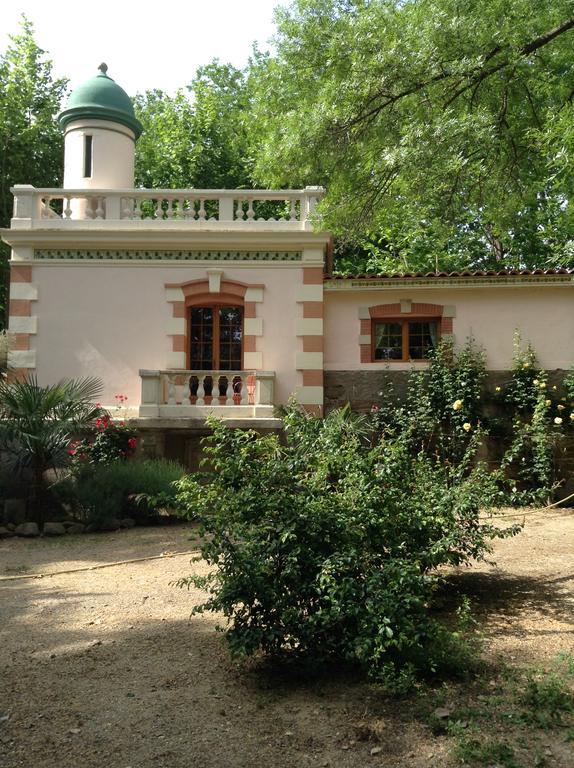 Chateau La Roque Margaux Servian Bagian luar foto